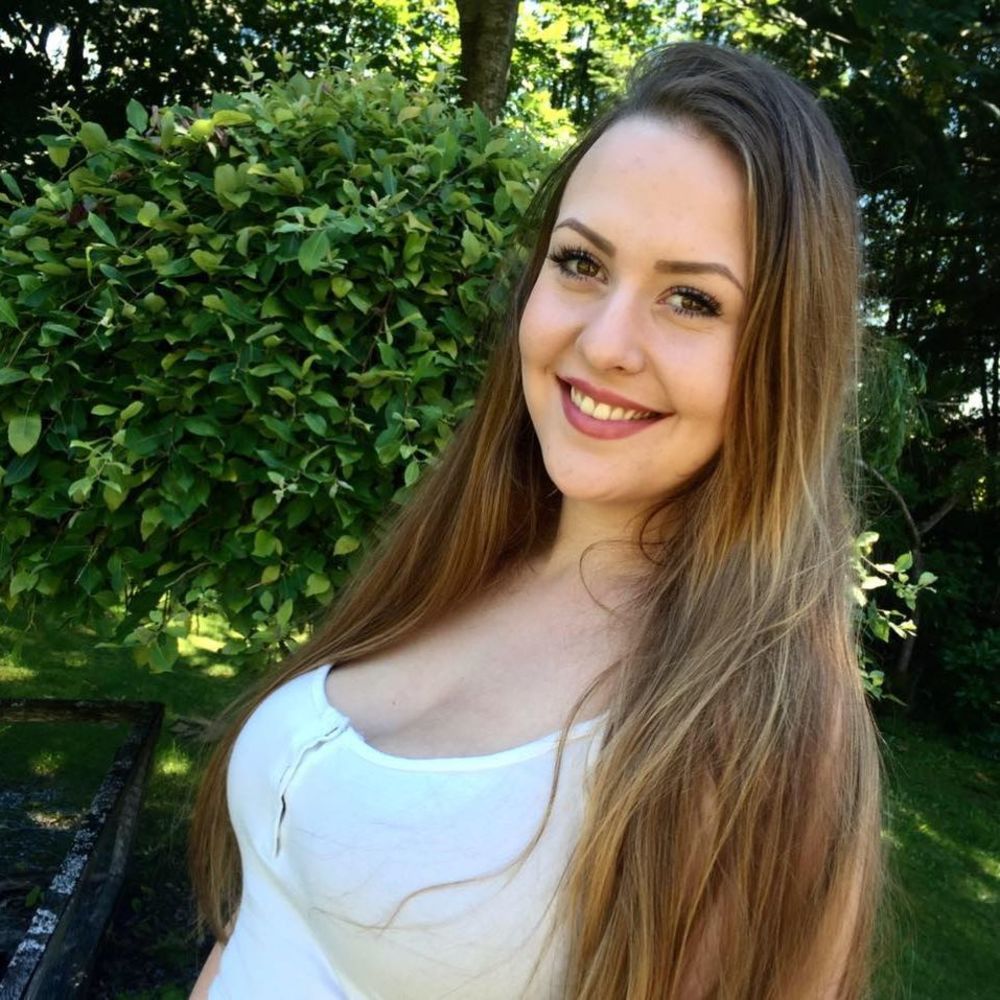 Meet your Posher, Brianna